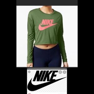 Nike long army green long  sleeve shirt